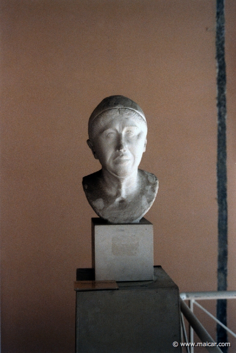 5422.jpg - 5422: Roman woman, republic. Original marble in Ny Carlsberg Glyptotek, Copenhagen. Antikmuseet, Lund.