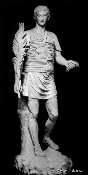 hek193.jpg - hek193: Römischer Wagenlenker. Rom, Vatikan. Die Bildniskunst der Griechen und Römer, von Anton Hekler (1912).