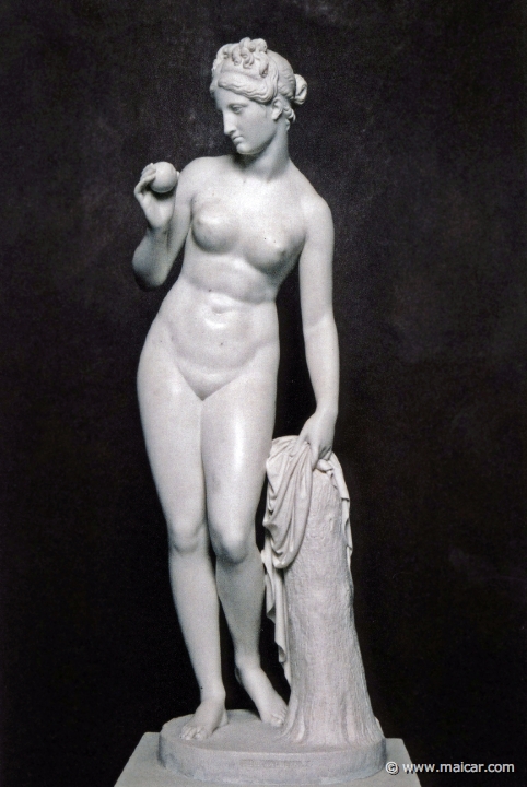 9017.jpg - 9017: Bertel Thorvaldsen 1770-1844: Venus with the Apple Awarded by Paris, 1813-16. The Thorvaldsen Museum, Copenhagen.