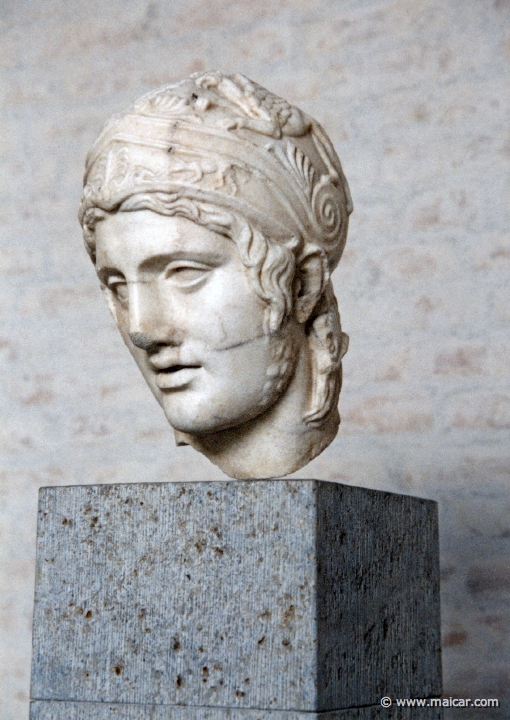 0231.jpg - 0231: Kopf des Ares. Kopie nach einer Kultstatue des Alkamenes im Arestempel von Athen (430-420 v. Chr.). Glyptothek, München.