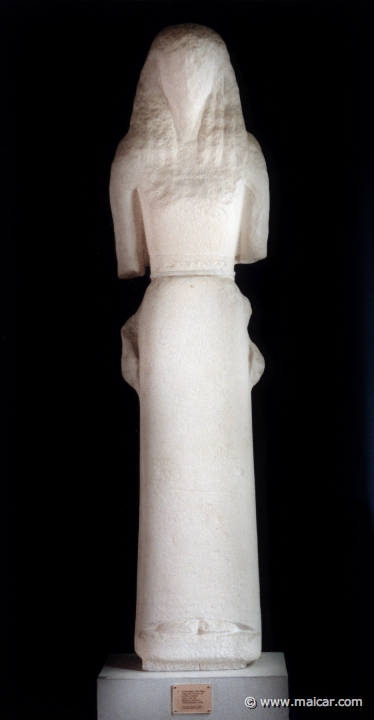 5414.jpg - 5414: Female statue dedicated by Nikandre to Artemis, at Delos, c. 650 BC. Original marble at National Museum, Athens. Antikmuseet, Lund.