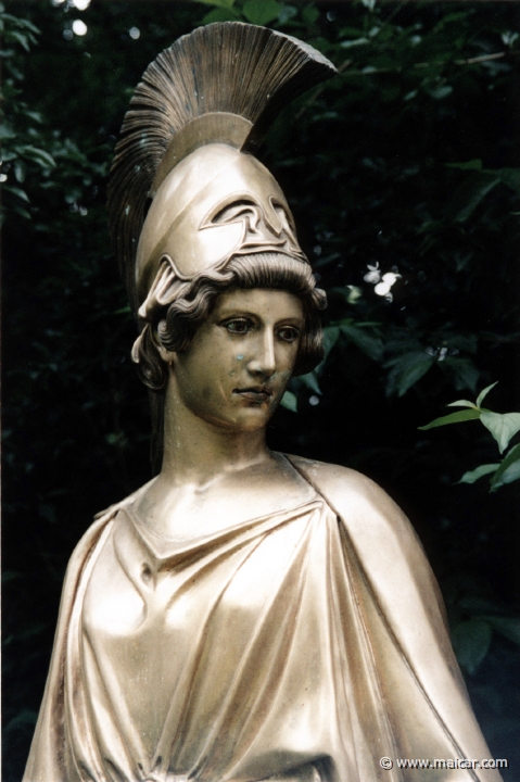 1001.jpg - 1001: Athena and Marsyas. Reconstruction of a lost bronze group by Myron (Acropolis). Städtische Galerie-Liebighaus, Museum alter Plastik, Frankfurt.