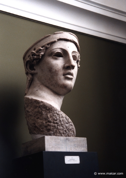 5036.jpg - 5036: Minerva. Roman bust from 2C AD. Ny Carlsberg Glyptotek, Copenhagen.