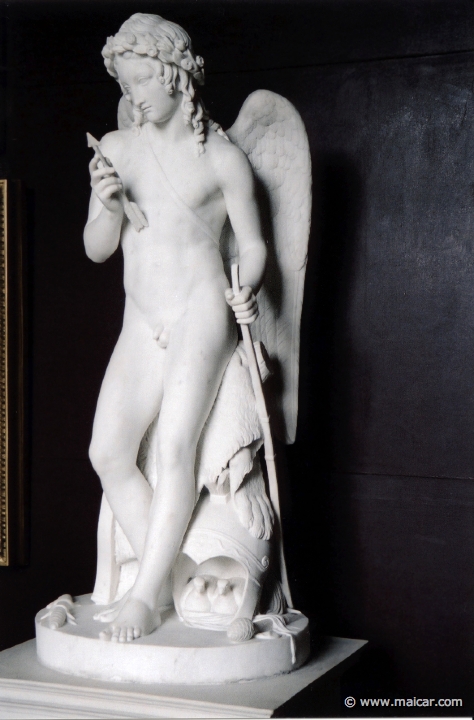 9222.jpg - 9222: Bertel Thorvaldsen 1770-1844: Cupid Triumphant, Examining his Arrow, 1823. The Thorvaldsen Museum, Copenhagen.