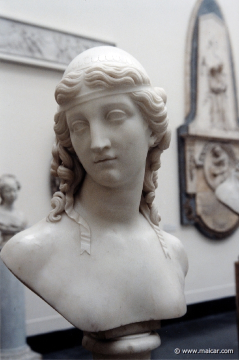 7806.jpg - 7806: John Gibson 1790-1866: Helen of Troy. Marble. Victoria and Albert Museum, London.