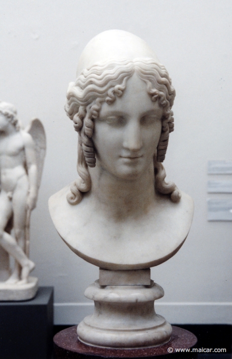 7809.jpg - 7809: Antonio Canova 1757-1822: Helen of Troy. Marble. Victoria and Albert Museum, London.
