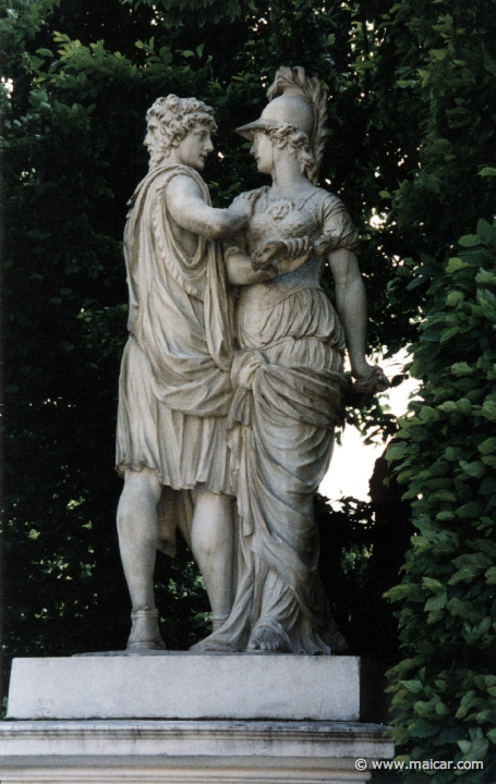 0802.jpg - 0802: Athena and Janus. Schönbrunn Schloß.