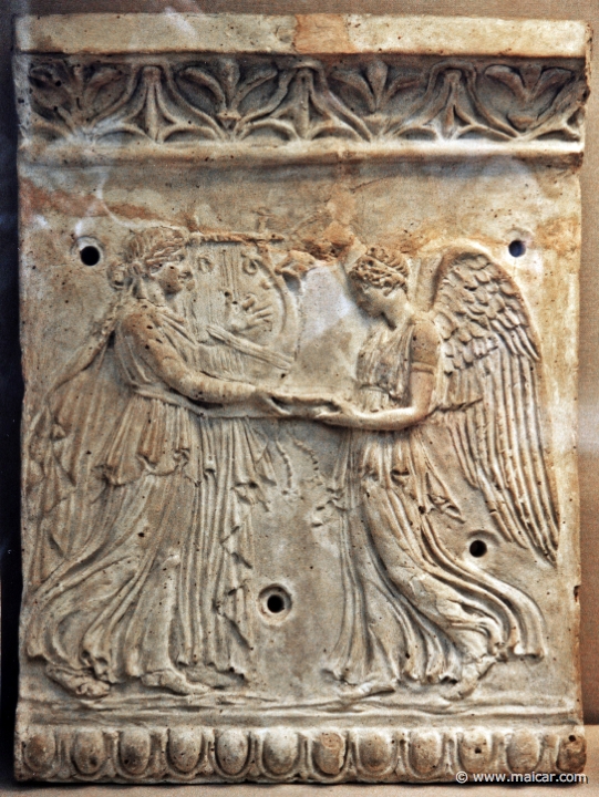8315.jpg - 8315: Apollo and Victory. Apollo has a cithara. Roman 1st-2nd century AD. British Museum, London.