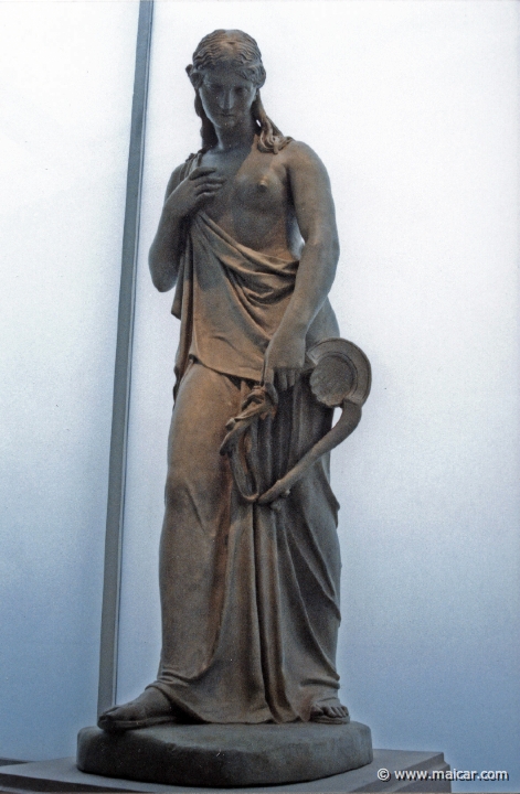 8118.jpg - 8118: John Gibson 1790-1866: Sappho c. 1830. Original plaster. British Museum, London.