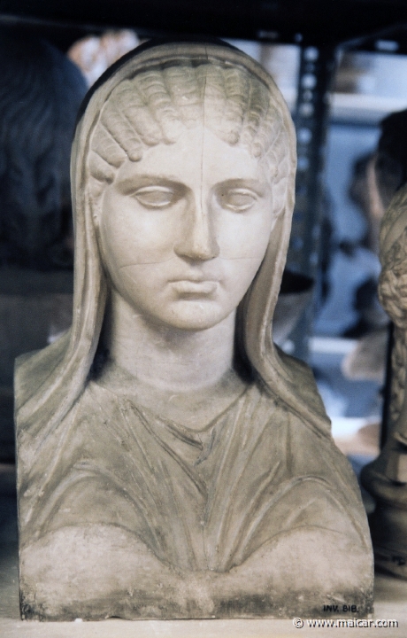 8915.jpg - 8915: Aspasia. Graesk, 3 årh. f. Kr. (romkopi) Vatikanet, Salla delle Muse. Den Kongelige Afstøbningssamling, Copenhagen.