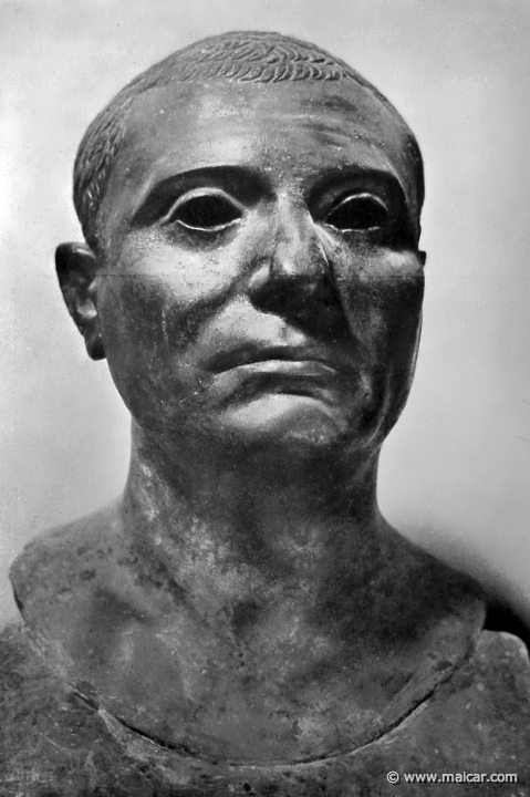 hek130.jpg - hek130: C. Norbanus Sorix. Neapel, Nationalmuseum. Die Bildniskunst der Griechen und Römer, von Anton Hekler (1912).