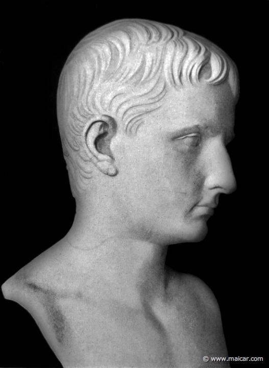 hek163a.jpg - hek163a: Augustus, jugendlich. Rom, Vatikan. Die Bildniskunst der Griechen und Römer, von Anton Hekler (1912).