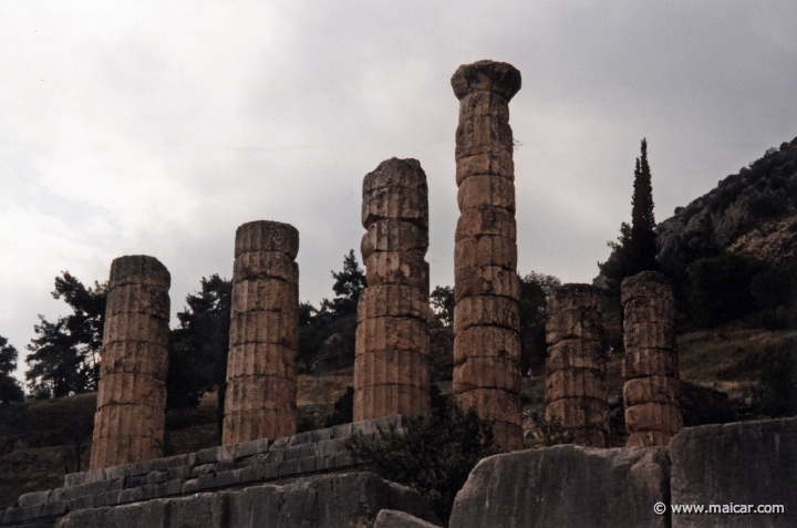 5918.jpg - 5918: Temple of Apollo, Delphi.