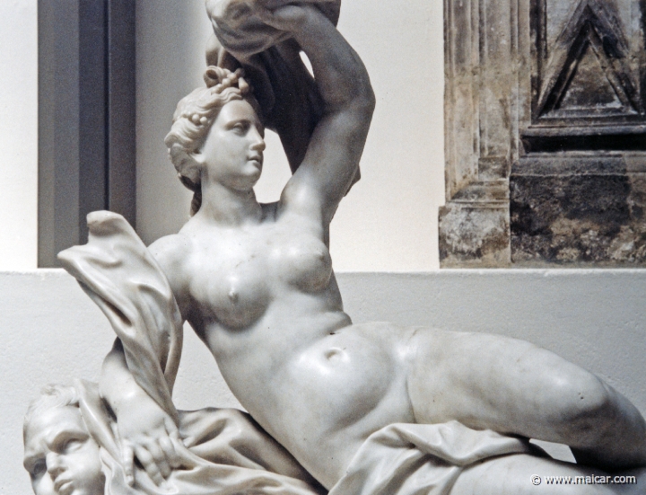 7825.jpg - 7825: Antonio Tarsia 1663-1739: Thetis. Marble. Victoria and Albert Museum, London.