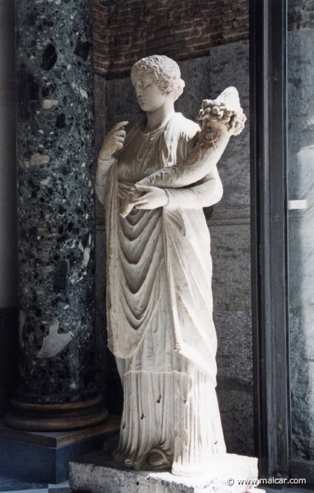 7001.jpg - 7001: Fortuna. National Archaeological Museum, Naples.