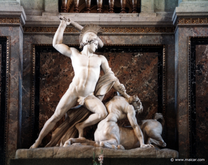 0508.jpg - 0508: Theseus besiegt den Kentauren. Statue by Antonio Canova, 1757-1822. Künsthistorische Museum, Wien.