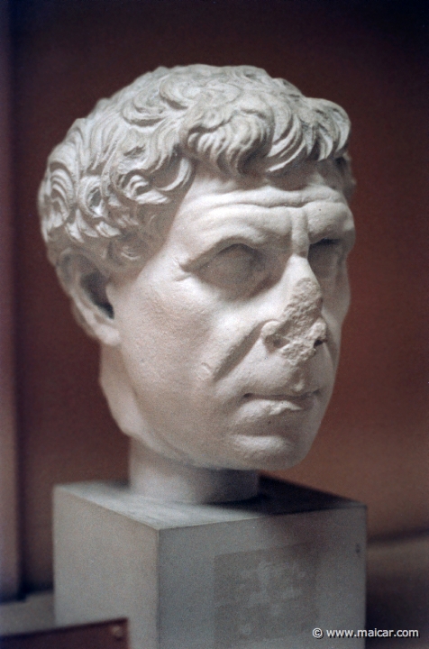 1226.jpg - 1226: Virgil. Roman bust ca. 20 BC. Original på Glyptoteket, Copenhagen. Antikmuseet, Lund.