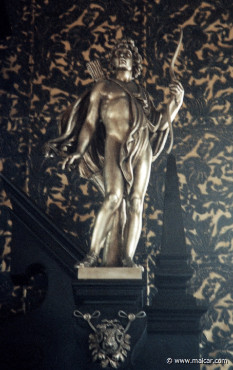 4807.jpg - 4807: Statuette of Apollo. Frederiksborgmuseet (Det Nationalhistoriske Museum på Frederiksborg Slot), Copenhagen.