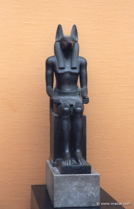 5032.jpg - 5032: The god Anubis, c. 600 BC. Ny Carlsberg Glyptotek, Copenhagen.