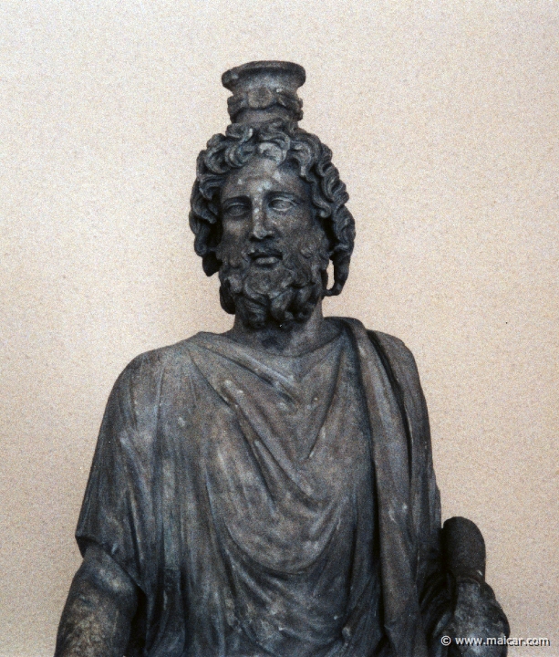 5716.jpg - 5716: Sérapis. 140-190 après J.-C. Provenance: Italie. Musée d'Art et d'Histoire, Genève.