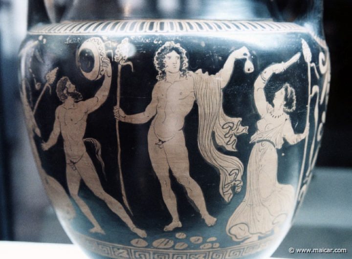 5726.jpg - 5726: Dionysos. Aulie “peintre de Tarporly” 380-370 avant J.-C. Musée d'Art et d'Histoire, Genève.