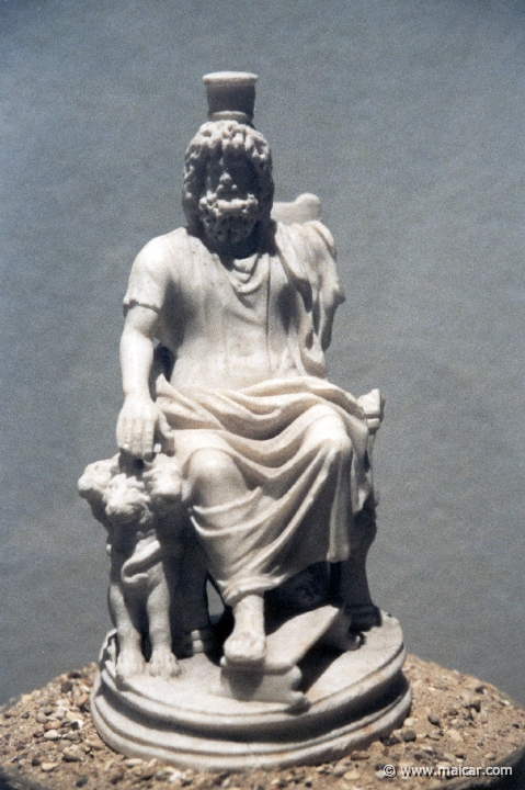 5818.jpg - 5818: Sérapis. IIe siècle après J.-C. Ostia Antica, Antiquarium. Musée Rath, Genève.