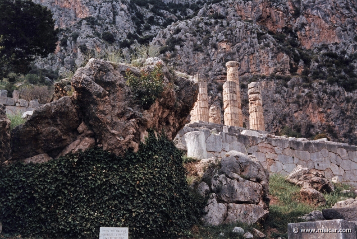 5916.jpg - 5916: The Rock of the Sibyl, Delphi.