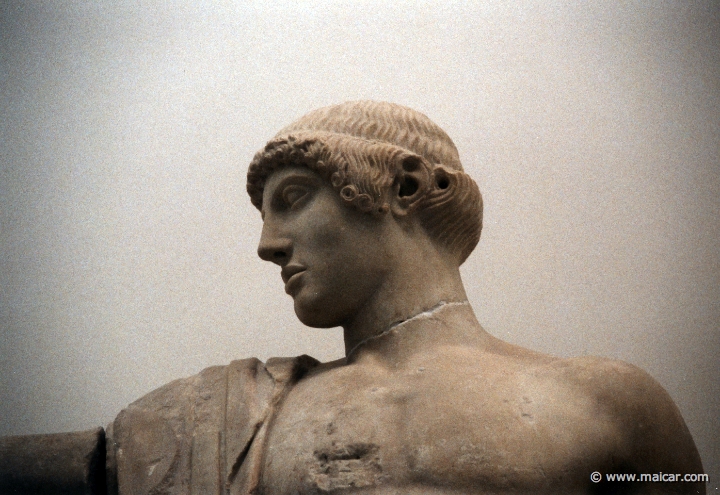 6716.jpg - 6716: West Pediment of the temple of Zeus: Apollo. Archaeological Museum, Olympia.