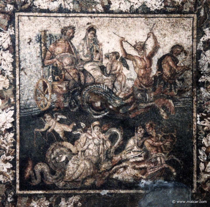 7327.jpg - 7327: Poseidone e Anfitrite sul carro nuziale. Pompei, Casa di Toscana (IX 2,27), triclinio. National Archaeological Museum, Naples.