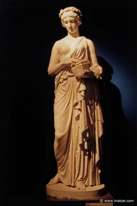 7718.jpg - 7718: John Gibson, 1790-1866: Pandora (marble). Victoria and Albert Museum, London.