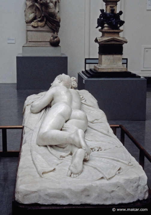 7803.jpg - 7803: Antonio Canova 1757-1822: A sleeping nymph. Victoria and Albert Museum, London.