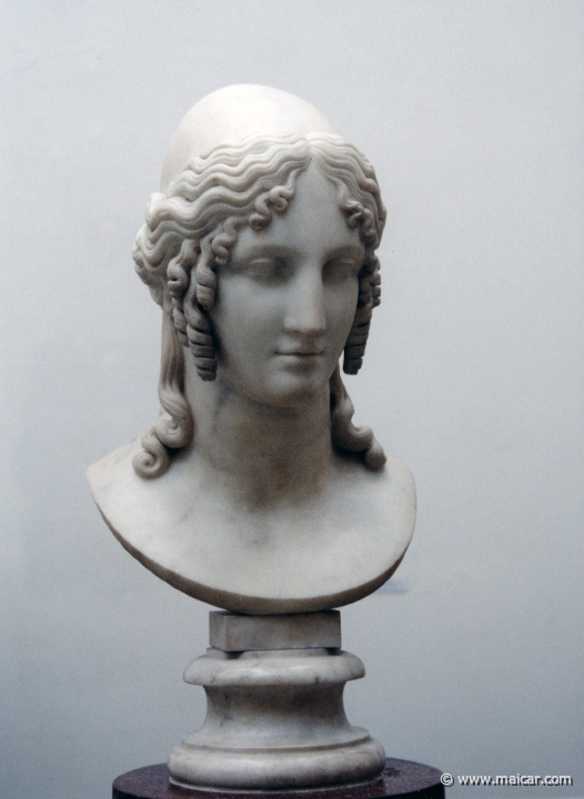7810.jpg - 7810: Antonio Canova 1757-1822: Helen of Troy. Marble. Victoria and Albert Museum, London.