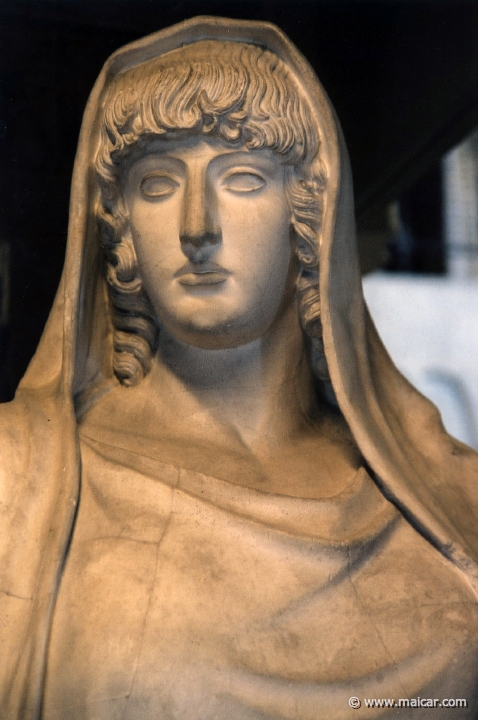 8734.jpg - 8734: ‘Hestia Giustiniani’. Graesk klassisk ca 470 f. Kr. (Rom kopi) Rom, Villa Albani. Den Kongelige Afstøbningssamling, Copenhagen.