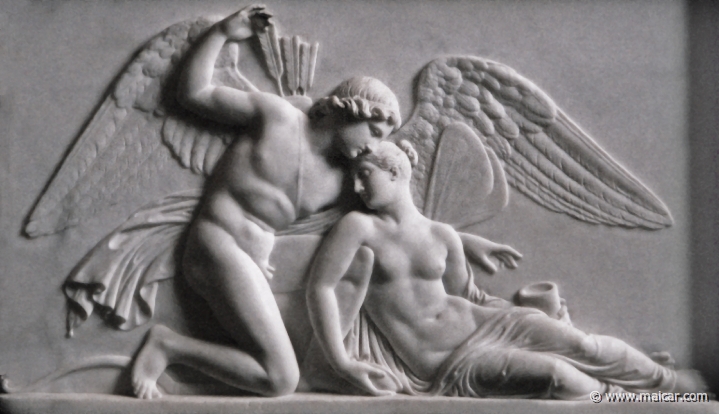 9012.jpg - 9012:  Bertel Thorvaldsen 1770-1844: Cupid Revives the Swooning Psyche, 1810. The Thorvaldsen Museum, Copenhagen.