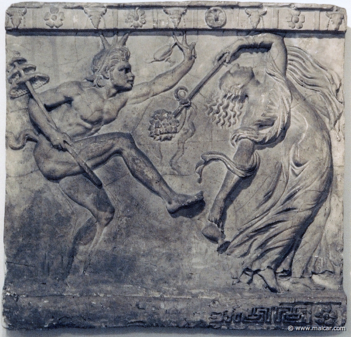 9306.jpg - 9306: En satyr i vild dans med maenade. Villa Albani, Rom. The Thorvaldsen Museum, Copenhagen.