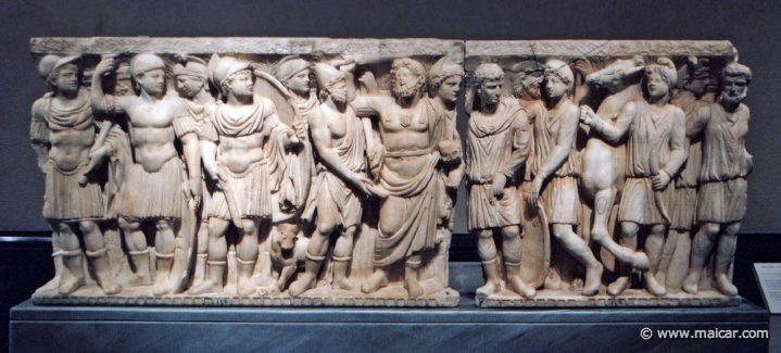 9921.jpg - 9921: Sarcófago con la historia de Aquiles y Políxena. Siglo III d.C. Museo Nacional del Prado.