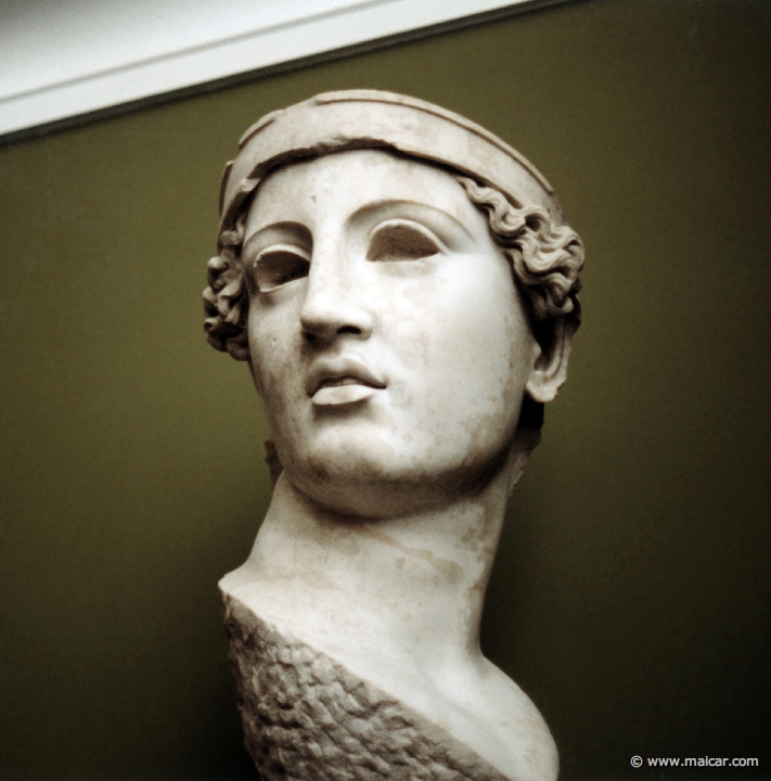 1703.jpg - 1703: Minerva. Roman from II c. AD. Ny Carlsberg Glyptotek, Copenhagen.