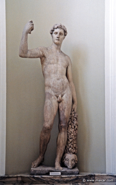 7907.jpg - 7907: Jason. Marble, third quarter of the 16th century. Victoria and Albert Museum, London.