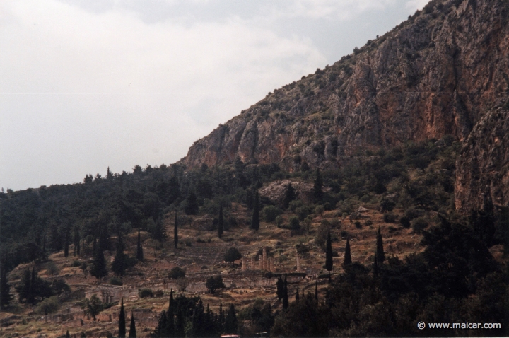 5909.jpg - 5909: Temple of Apollo, Delphi, seen from the Temple of Athena Pronaia.