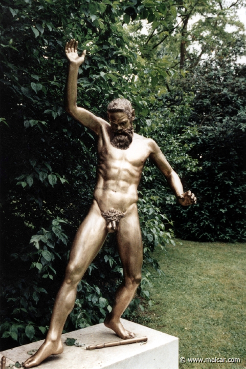 0937.jpg - 0937: Athena and Marsyas. Reconstruction of a lost bronze group by Myron, Acropolis. Städtische Galerie-Liebighaus, Museum alter Plastik, Frankfurt.