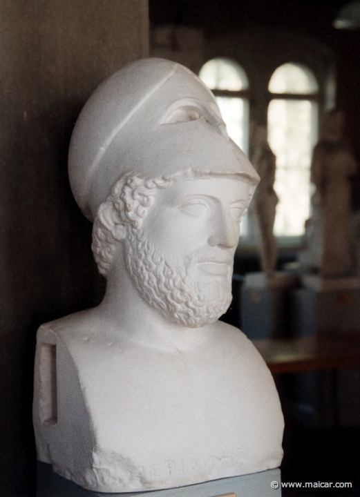 1528.jpg - 1528: Portrait of Pericles by Cresilas, c. 430 BC. Roman copy. Antikmuseet, Lund.