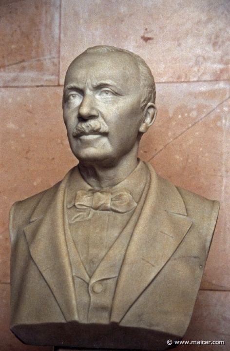 6206.jpg - 6206: Bust of Heinrich Schliemann (1822-1890). National Archaeological Museum, Athens.