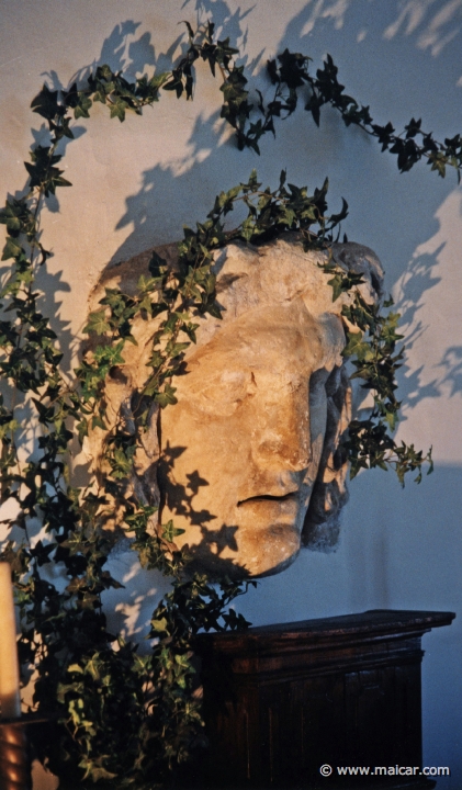 7507.jpg - 7507: Medusa. Axel Munthe's Villa San Michele, Capri.